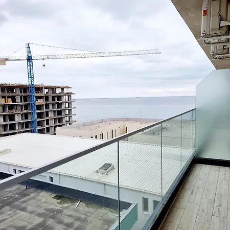 Black & White - Endless Summer Mamaia Nord Năvodari