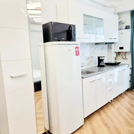 Apartment Black & White - Endless Summer Mamaia Nord Navodari