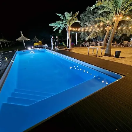 Black & White - Endless Summer Mamaia Nord Apartment Navodari