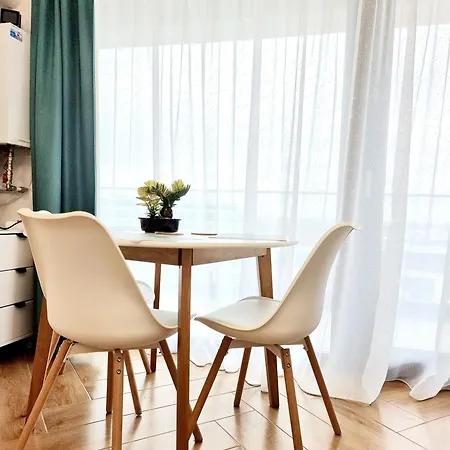 Black & White - Endless Summer Mamaia Nord Navodari