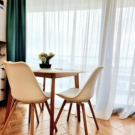 Black & White - Endless Summer Mamaia Nord Navodari