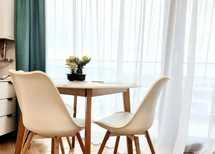 Black & White - Endless Summer Mamaia Nord Năvodari