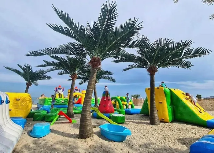 Black & White - Endless Summer Mamaia Nord * Năvodari