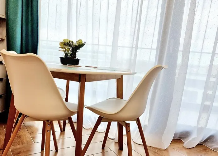 Black & White - Endless Summer Mamaia Nord Lejlighed